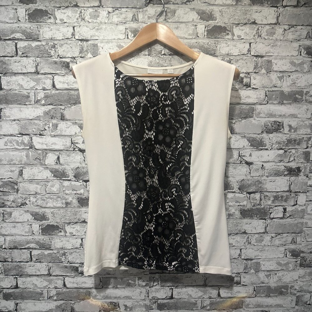 EUC New York & Company  Stretch White & Black Lace Blouse Size S